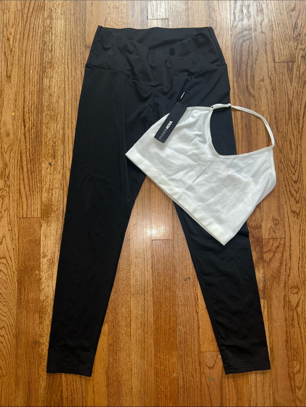 Black High-Waist Leggings with White Fashion Nova Ribbed Crop Top LG NWT